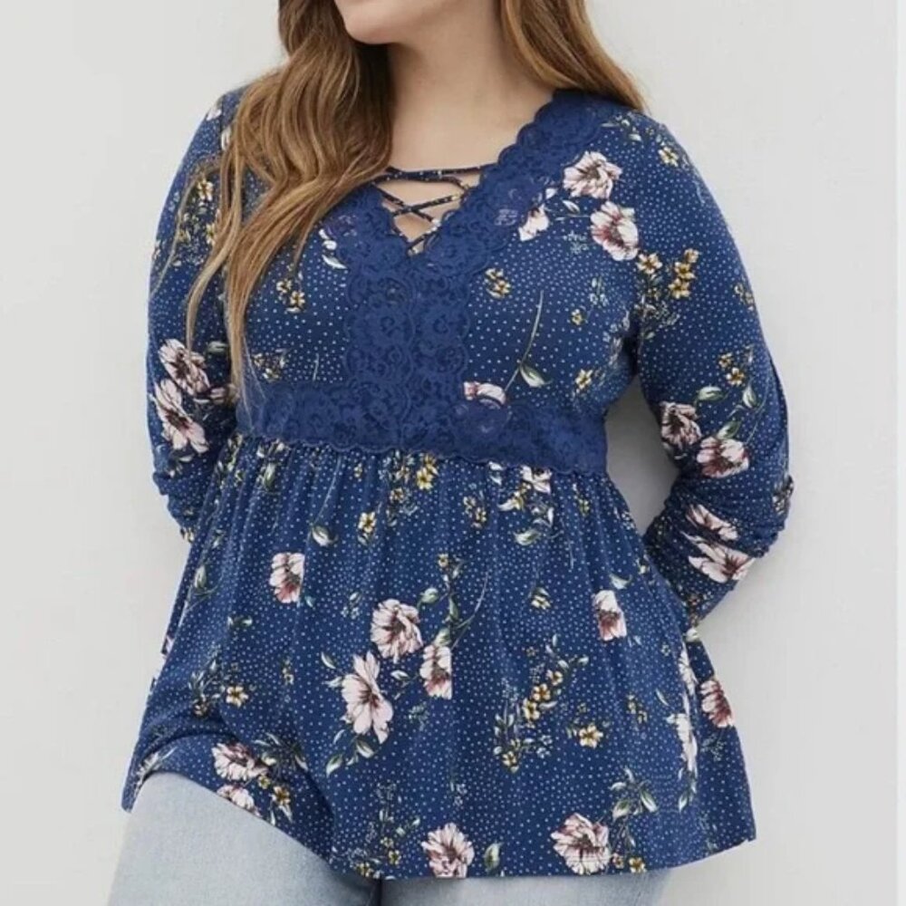 Torrid Blue Floral Lace-Trim Babydoll Long Sleeve Top in Size 2 (18/20)